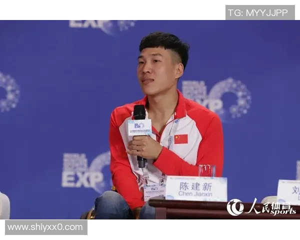 深度对话：周芳在排球场上的奋斗与成长故事